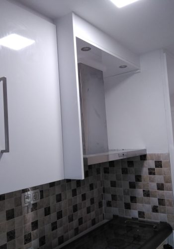 Cocina adaptada al espacio 1 (2)