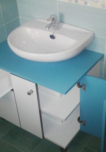 Mueble adaptado a lavabos de pie, para dos cuartos de baños de la misma vivienda 1 (6)