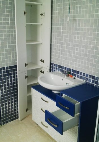 Mueble de baño adaptado al lavabo de pie 1 (4)