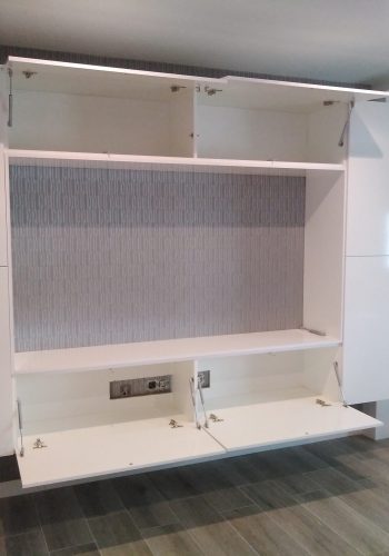 Mueble de salon colgado, diseñado para la clienta y fabricado para soportar peso 1 (3)