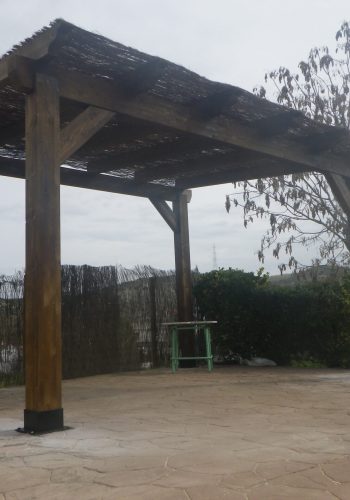 Pergola de madera con terminación de brezo 1 (6)