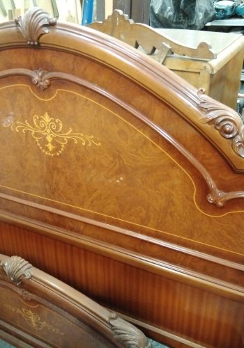 Restauración de dormitorio antiguo a blanco satinado (2)