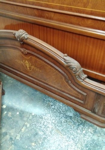 Restauración de dormitorio antiguo a blanco satinado (3)